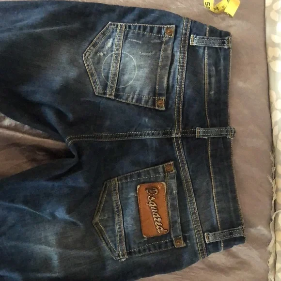 Distressed stretch dsquared2 womens skinny Super cute!